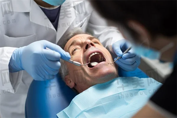 北京贝杰口腔门诊部口腔颌面外科现推出限时优惠活动，原价888元起的服务现仅需688元起，助您轻松实现健康与美丽的微笑，机会不容错过！